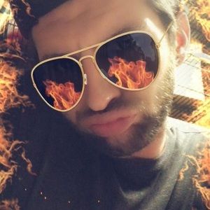 Meet your Posher, Junior